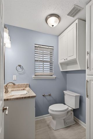 202 Bobbie Street, Bossier City, LA 71112