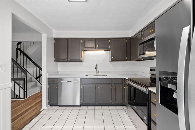 259 Quail Run Rd, Peters Twp, PA 15367