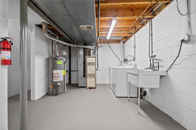 259 Quail Run Rd, Peters Twp, PA 15367