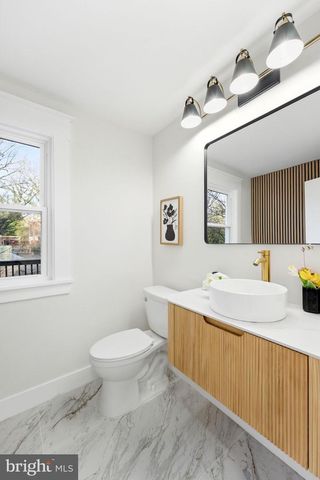 1030 GLASSBORO RD, Woodbury Heights, NJ 08097