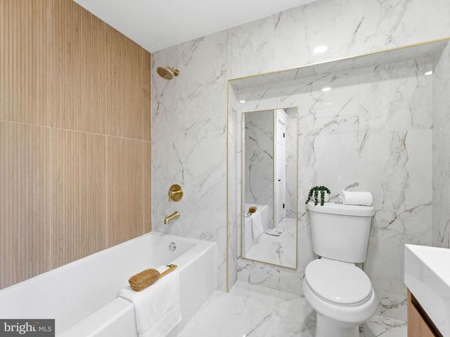 1030 GLASSBORO RD, Woodbury Heights, NJ 08097