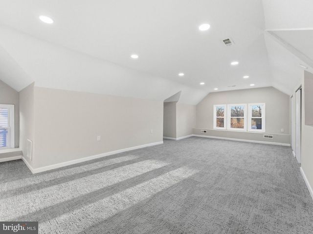 1030 GLASSBORO RD, Woodbury Heights, NJ 08097