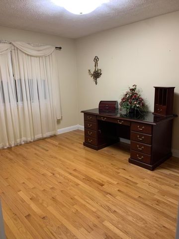 1016 Montgomery Road, Cumberland, KY 40823