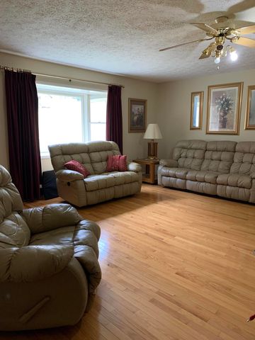 1016 Montgomery Road, Cumberland, KY 40823