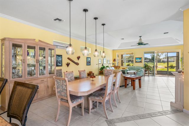 747 Hampton Woods Lane SW, Vero Beach, FL 32962