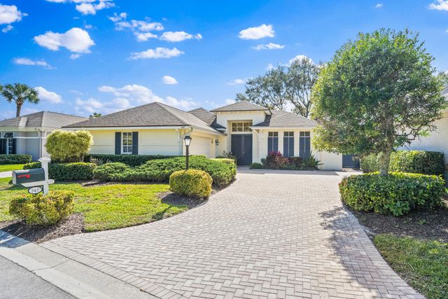 747 Hampton Woods Lane SW, Vero Beach, FL 32962