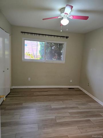 1250 Welch Road, Commerce Twp, MI 48390