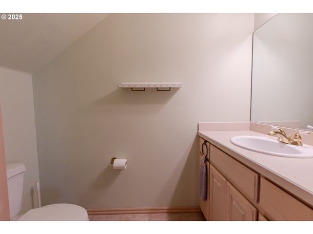 1255 JEFFREY Dr, Seaside, OR 97138