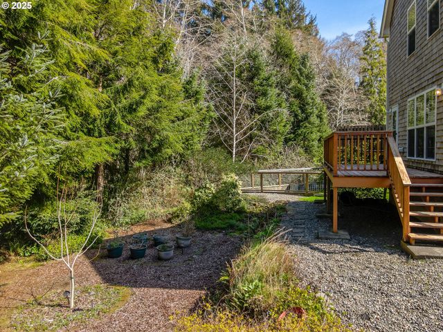 1255 JEFFREY Dr, Seaside, OR 97138