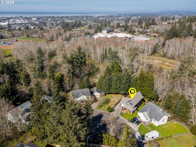 1255 JEFFREY Dr, Seaside, OR 97138