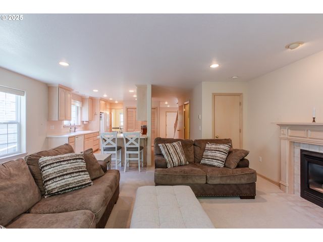 1255 JEFFREY Dr, Seaside, OR 97138