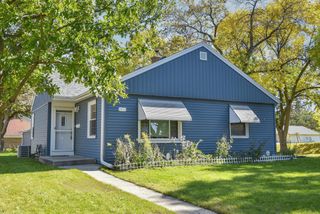 2876 S 70th STREET, Milwaukee, WI 53219