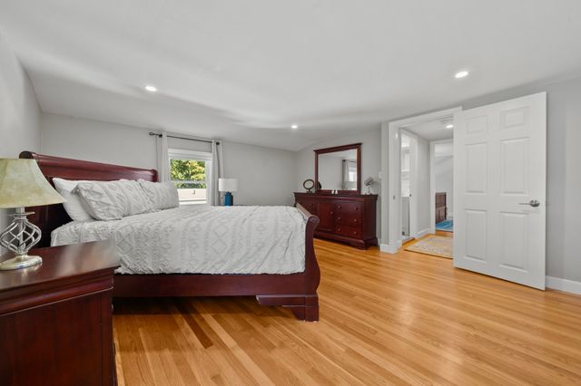 57 Wilbur Ave, Arlington, MA 02476
