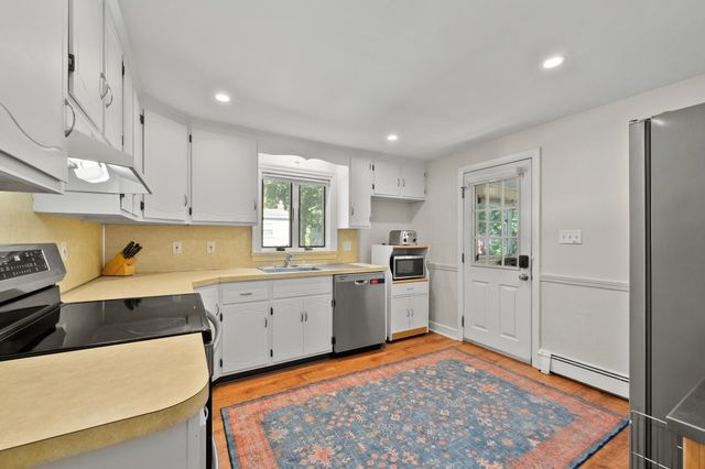 57 Wilbur Ave, Arlington, MA 02476