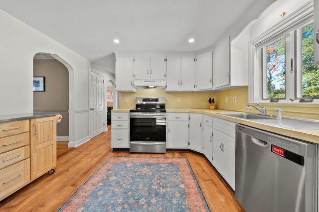 57 Wilbur Ave, Arlington, MA 02476