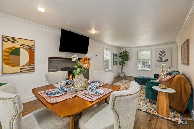 2852 NW 14th St, Meridian, ID 83646