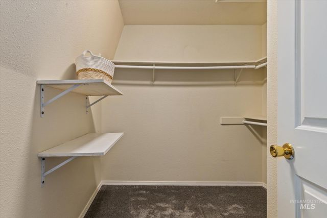 2852 NW 14th St, Meridian, ID 83646