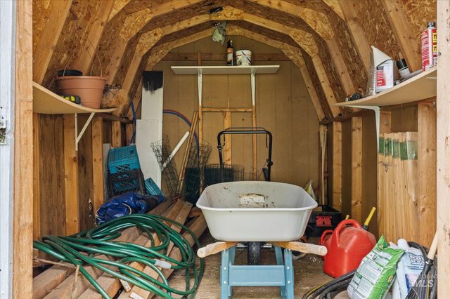 2852 NW 14th St, Meridian, ID 83646