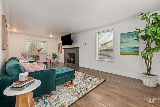 2852 NW 14th St, Meridian, ID 83646