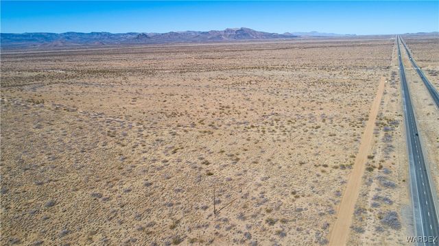 84 acres Hwy 93, Golden Valley, AZ 86413