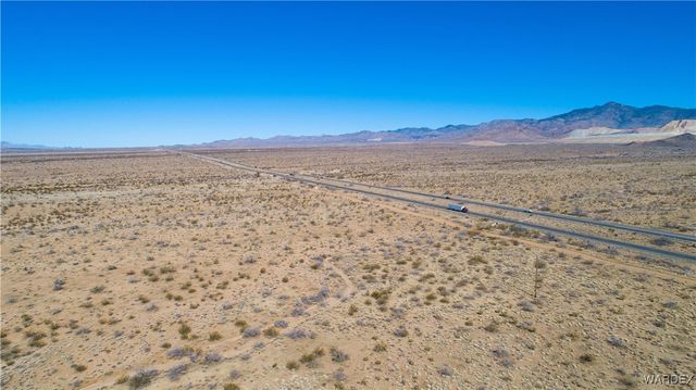 84 acres Hwy 93, Golden Valley, AZ 86413