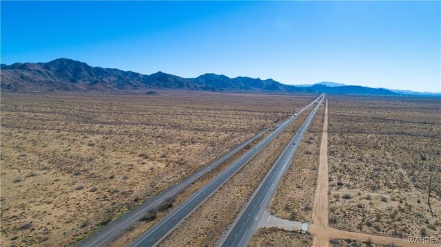 84 acres Hwy 93, Golden Valley, AZ 86413