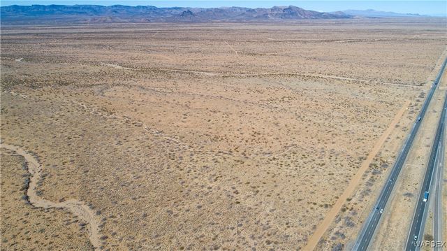 84 acres Hwy 93, Golden Valley, AZ 86413