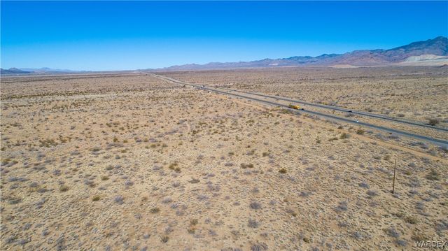 84 acres Hwy 93, Golden Valley, AZ 86413