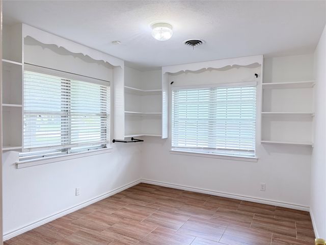 1207 Cherokee Street, Arlington, TX 76012