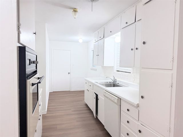 1207 Cherokee Street, Arlington, TX 76012