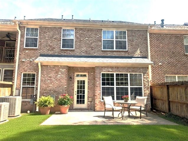 1604 Lexington Drive, Roswell, GA 30075