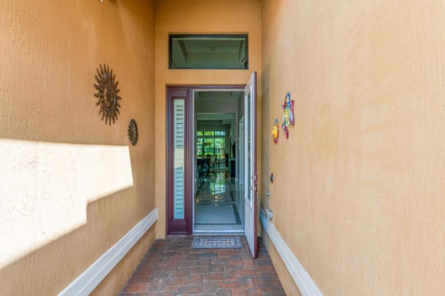 11825 N Kalmar Cir Circle N, Parkland, FL 33076