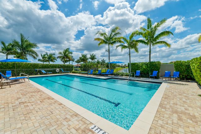 11825 N Kalmar Cir Circle N, Parkland, FL 33076