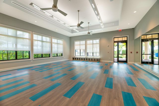 11825 N Kalmar Cir Circle N, Parkland, FL 33076