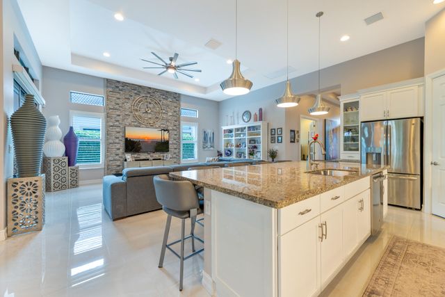 11825 N Kalmar Cir Circle N, Parkland, FL 33076