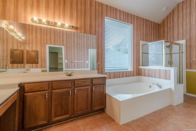 843 Peg Oak, San Antonio, TX 78258