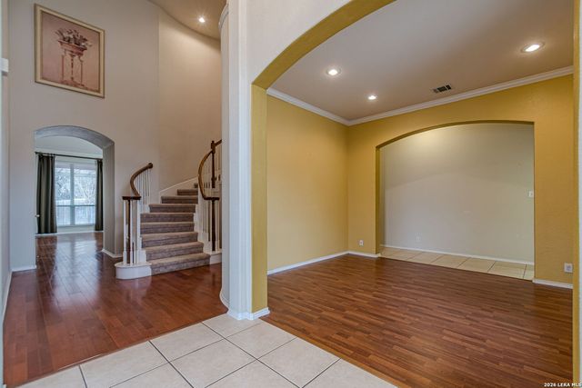 843 Peg Oak, San Antonio, TX 78258