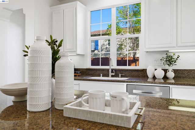 112 Begonia Ct, San Ramon, CA 94582