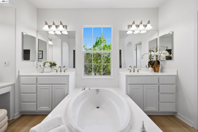 112 Begonia Ct, San Ramon, CA 94582