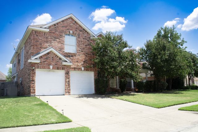 7800 Pirate Point Circle, Arlington, TX 76016