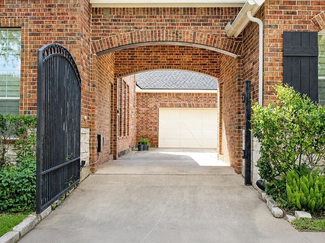 4514 Village Forest Drive, Sugar Land, TX 77479