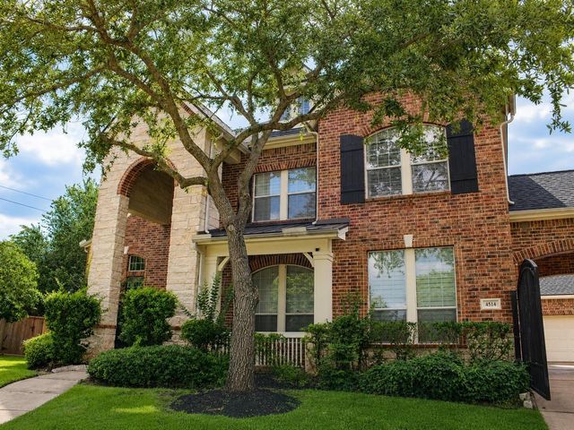 4514 Village Forest Drive, Sugar Land, TX 77479