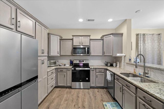426 Thoroughbred Drive, Moncks Corner, SC 29461
