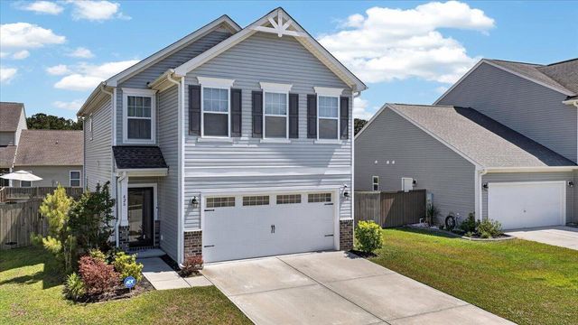 426 Thoroughbred Drive, Moncks Corner, SC 29461