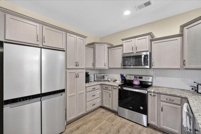 426 Thoroughbred Drive, Moncks Corner, SC 29461