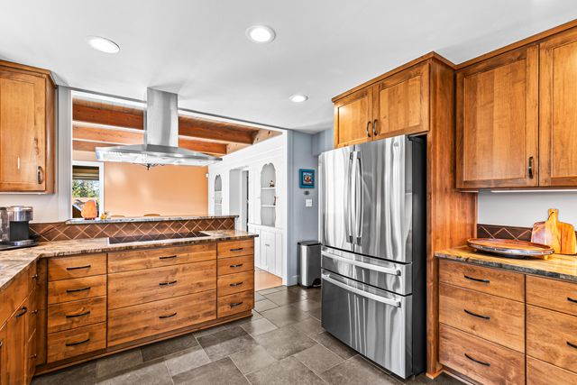 218 Saginaw Drive, Medford, OR 97504