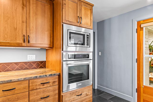 218 Saginaw Drive, Medford, OR 97504