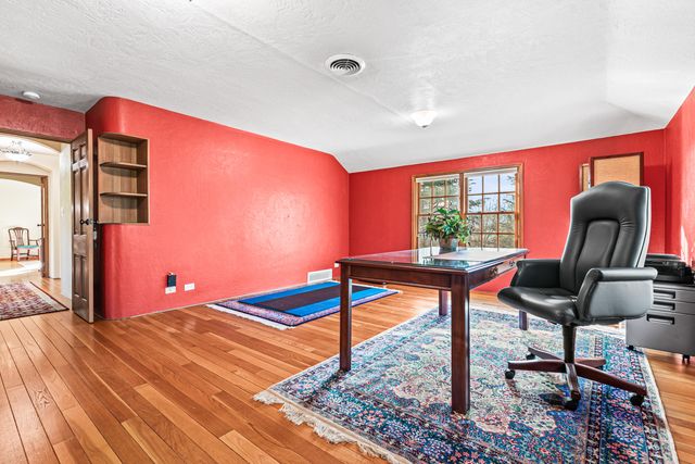 218 Saginaw Drive, Medford, OR 97504