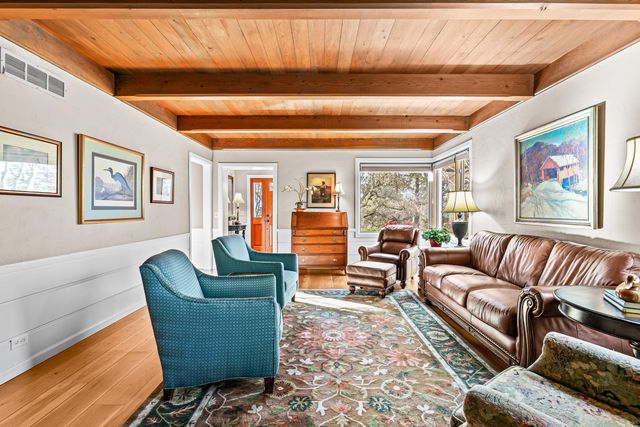 218 Saginaw Drive, Medford, OR 97504