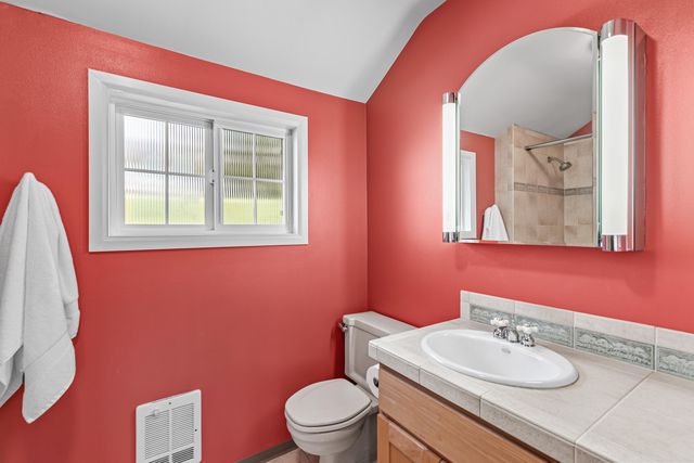 218 Saginaw Drive, Medford, OR 97504